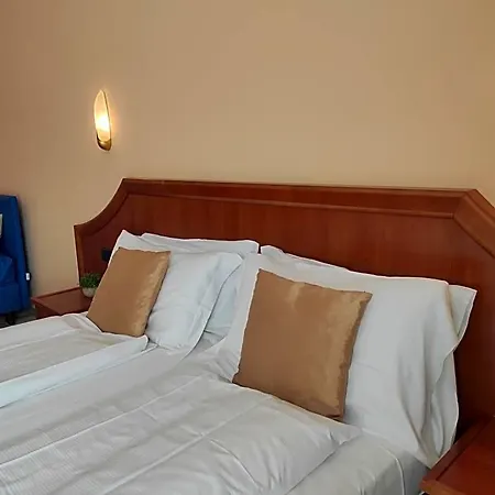 Giardino Hotel 3*